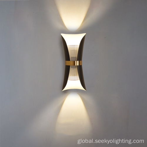 Decorative Wall Lamp Indoor Metal Hotel Bedside Wall Mounted Lamp Manufactory